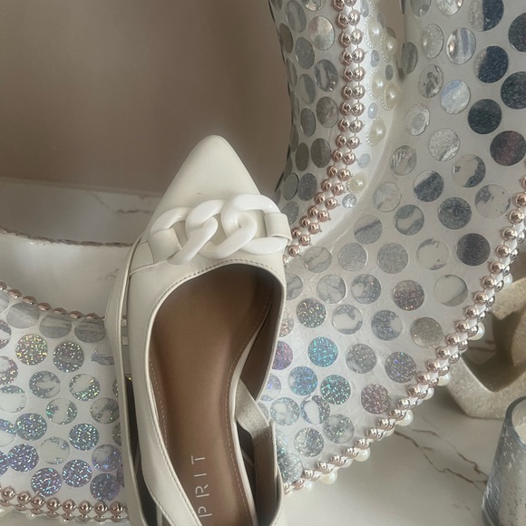 Beautiful Esprit slings Sandals - Picture 5 of 5